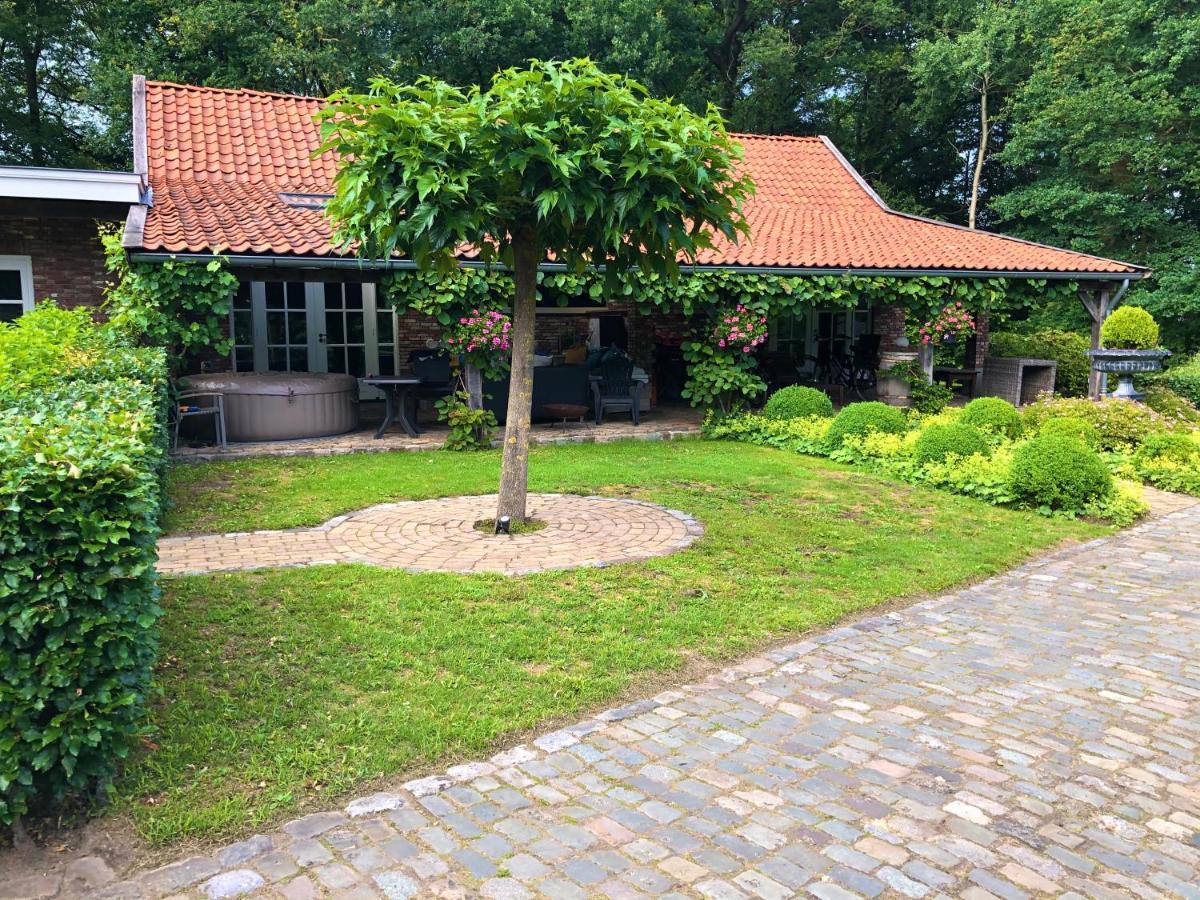 Sloapmuts Bed & Breakfast Oud-Ootmarsum Bagian luar foto